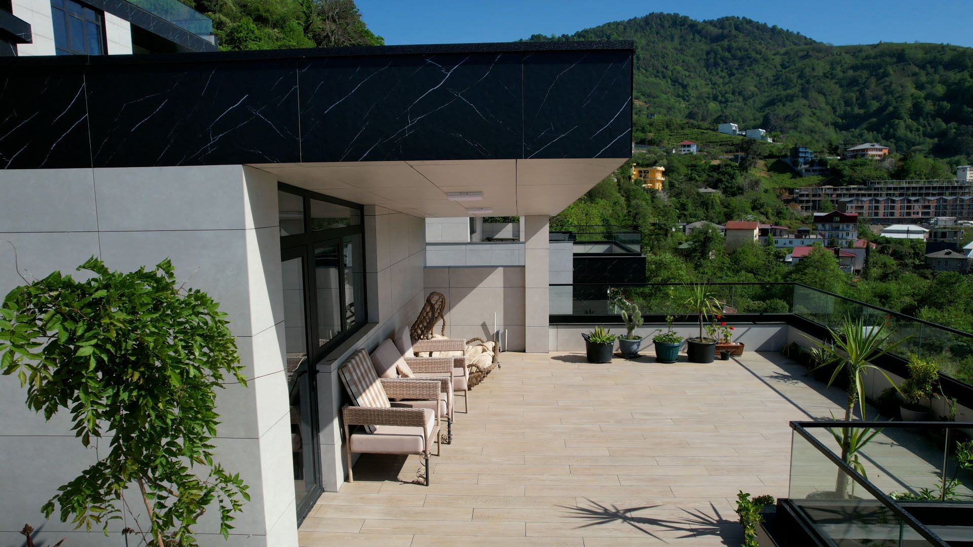 Закат над Vista Mare Villas